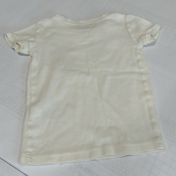 Old Navy Cream Short Sleeve Tee with Adorable Fox Graphic - Picture 4 of 4